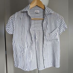 Striped Front Buttoned Top 👚